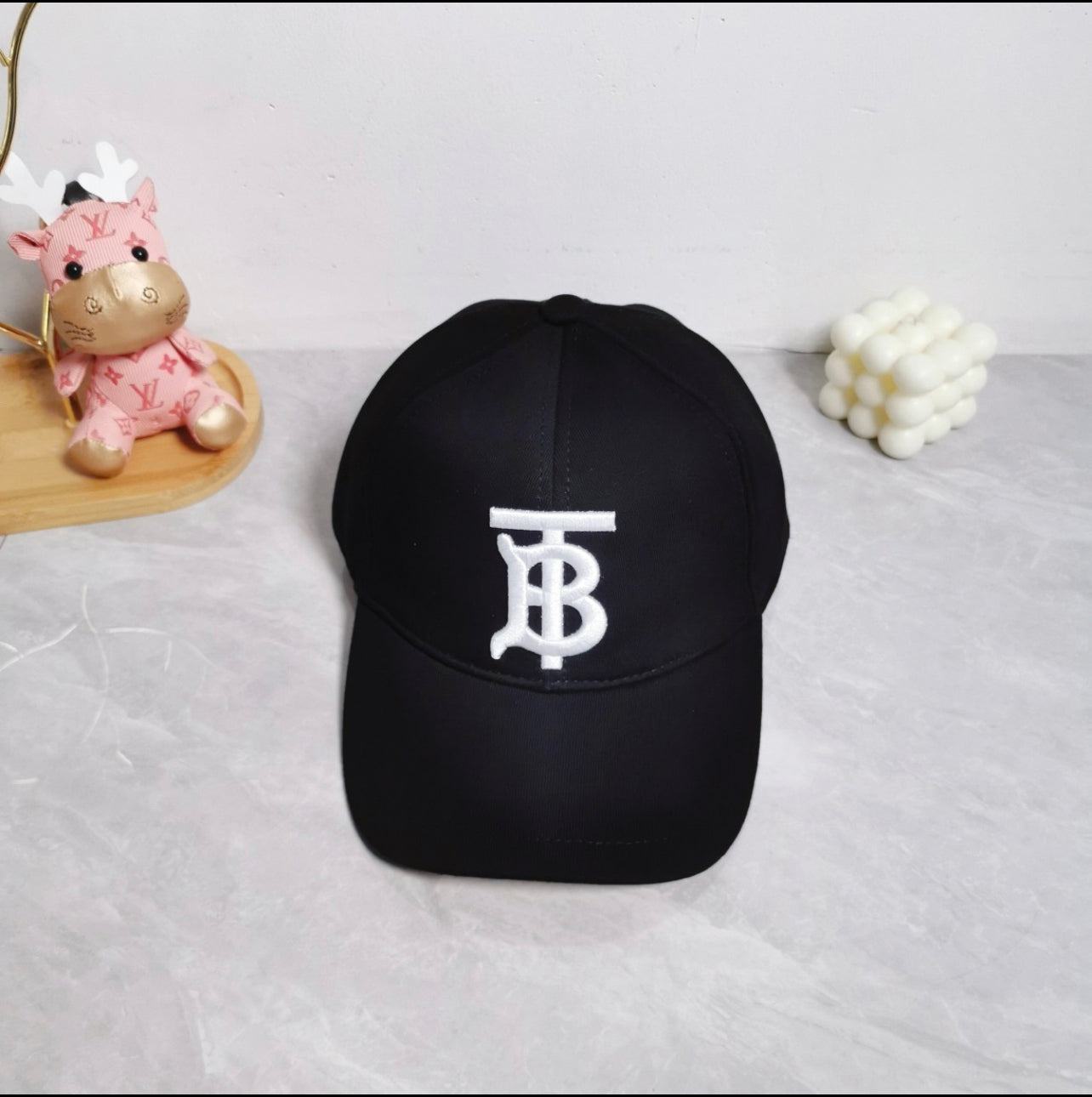 Burberry hat